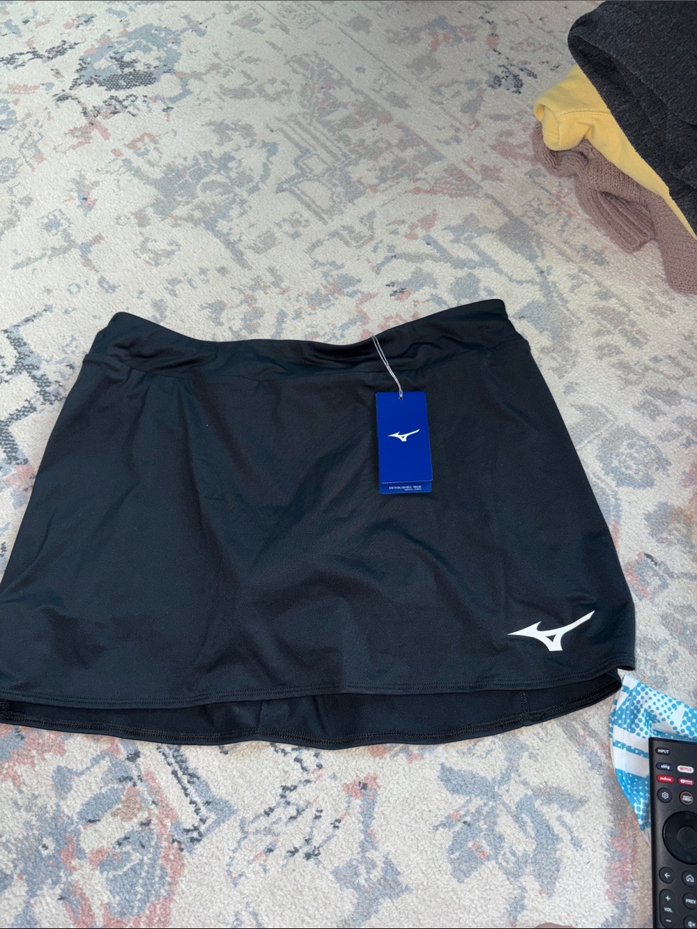 Mizuno Flex short Black Athletic Skort size medium NWT